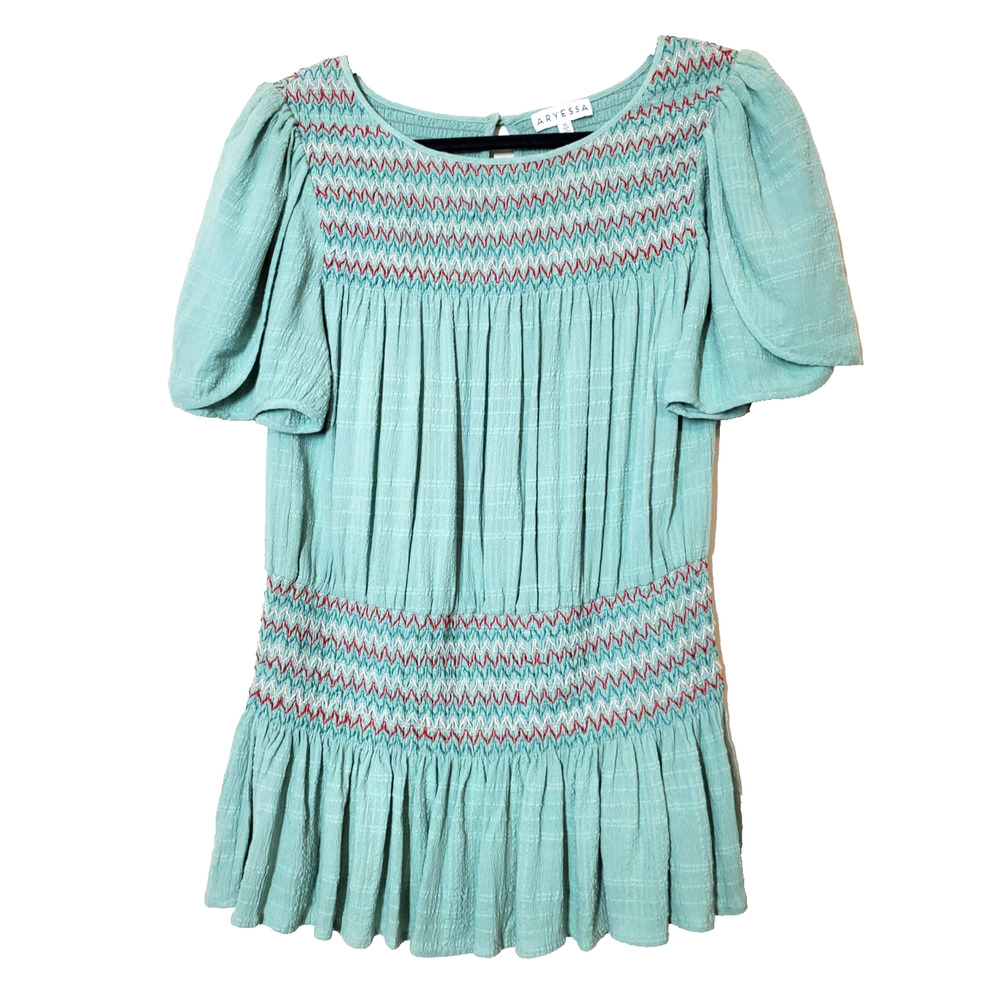 Aryessa Anthropologie Top Womens Medium Smocked Peplum Feminine‎ Embroidered
